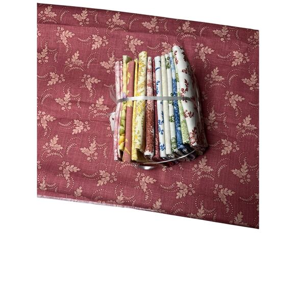 Benartex Laurel Cottage 2.75 Yds‎ 13 Fat Quarters Cotton Coordinate Quilter Pink - Picture 13 of 16